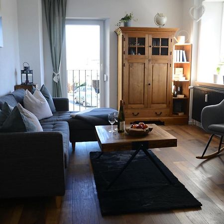 דאון Ferienwohnung Die Alte Schule מראה חיצוני תמונה